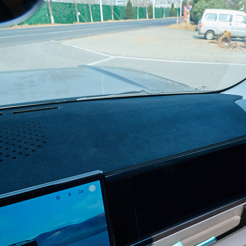 Dashboard Sunshade Mat for Denza B5
