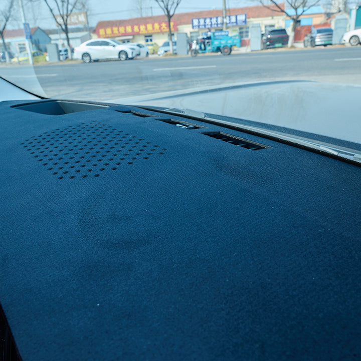 Dashboard Sunshade Mat for Denza B5
